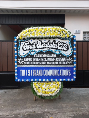 Papan Bunga Duka di Seram Timur